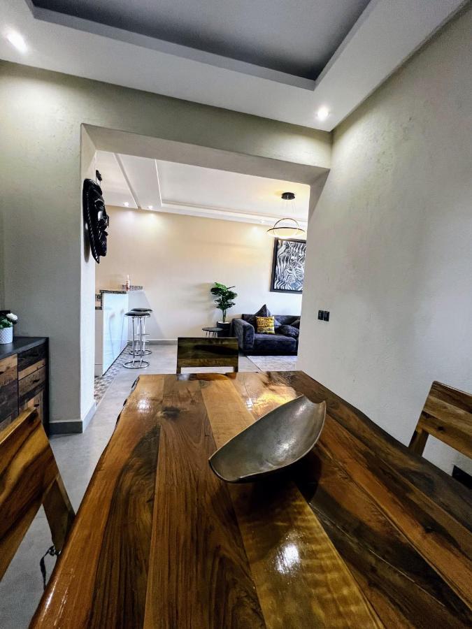 Moderne, Lumineux & Spacieux Avec Balcon -Central -Wifi-Smart Tv-Clim Marrákes Kültér fotó