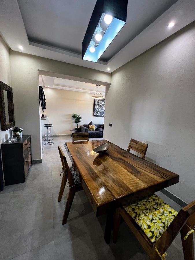 Moderne, Lumineux & Spacieux Avec Balcon -Central -Wifi-Smart Tv-Clim Marrákes Kültér fotó